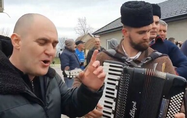 Uz Dabra pjevali i svirali i policajci? Jedan se sam prijavio