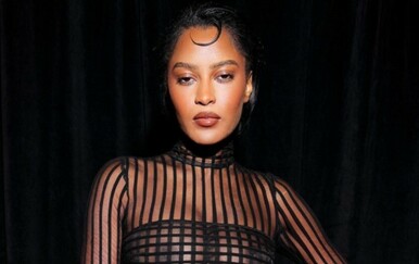 Potpuno prozirno izdanje Ciare Miller