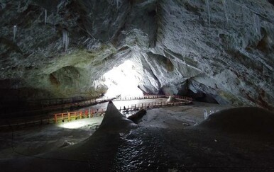 U drevnom ledu pronađena bakterija stara 5000 godina, otporna na 10 modernih antibiotika