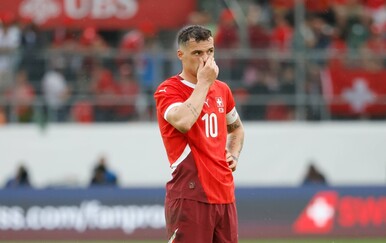 Veliki gaf Granita Xhake: Čestitao Dan neovisnosti Kosovu, a u objavi - kriva zastava