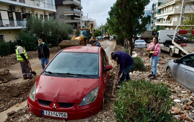 Poplave u Grčkoj: Prijavljene velike štete nakon odrona i olujnih vjetrova