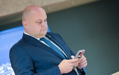 Obračun Hrvatske i Mađarske u vezi nafte i Rudije privukao pozornost poznatog montypythonovca