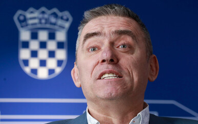 Mlinarić odgovorio Hrebaku nakon komentara o glupim desničarima