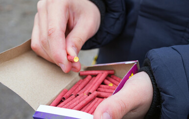 Oprtalj: Devetogodišnjak lakše ozlijeđen prilikom igranja s petardom