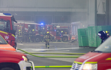 Ugašen požar u riječkom Zapadnom trgovačkom centru