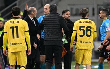 Kaos nakon utakmice pred novinarima, Allegri poručio Fabregasu: "Ti si idiot!"