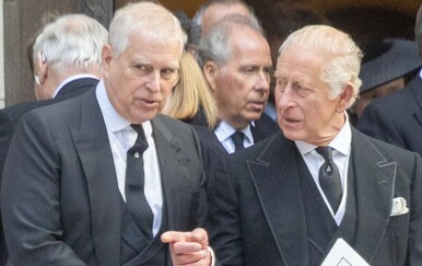 Kralj Charles III se oglasio o uhićenju brata Andrewa Mountbatten-Windsora