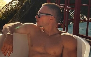 Saša Kovačević pokazao isklesano tijelo u novoj objavi na Instagramu