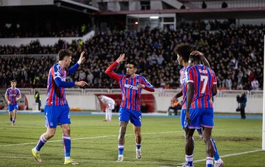 Tenzije u Mostaru: Bošnjački čelnik nosio šal suparnika Zrinjskog, gradonačelnik osudio taj potez