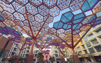 Katar je nadmašio sam sebe: Pogledajte kako izgleda šetnica od kristala koja služi kao klima-uređaj na otvorenom