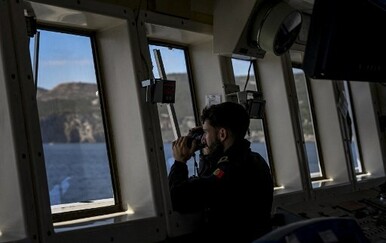 Portugalska ratna mornarica drži pod nadzorom ruski brod u svojim vodama