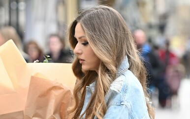 Ulična moda Zagreb štikle u boji kože 2026.