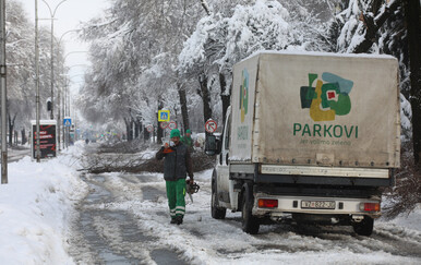 Zbog snijega u Varaždinskoj županiji i dalje problemi s opskrbom strujom