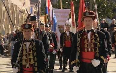 Pula domaćin svečanog mimohoda Bokeljske mornarice i prvog izvedbenog kola u Areni