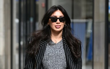 Ulična moda: Zagrebačko izdanje u mini suknji na pruge