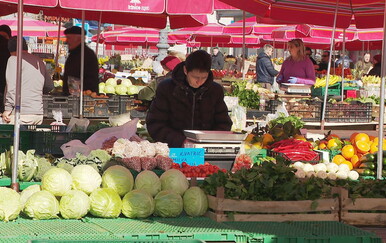 Grad Zagreb provodi ankete među kupcima i prodavačima tržnica