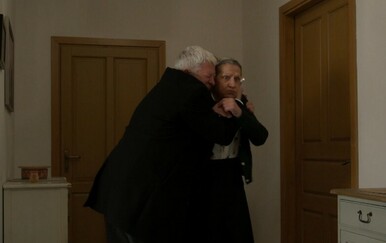 Kumovi: Zar se nije mogla suzdržati barem još malo?