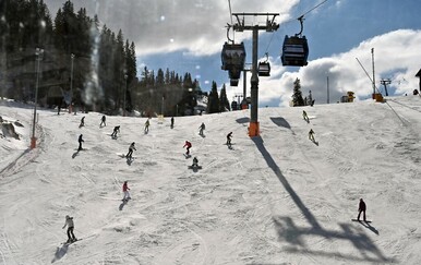 Nova drama na Jahorini: Dijete visilo sa žičare, okupljeni priskočili u pomoć