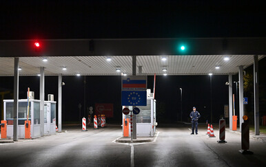 Mladić (25) na graničnom prijelazu policiji predao lažnu poljsku vozačku