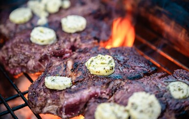 Dimljeni maslac: Tajni sastojak savršenih steakova, rižota i pire krumpira koji lako možete sami napraviti