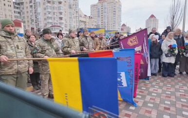 "Tata je rekao da se otišao boriti kako bih ja imala svijetlu budućnost": Prošlo je četiri godine krvavog rata, kraj se ne nazire