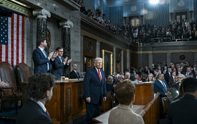 Trump u govoru o stanju nacije proglasio "zlatno doba" Amerike