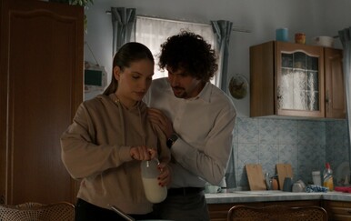 Kumovi: Nije baš raspoložena, a on to očito ne primjećuje