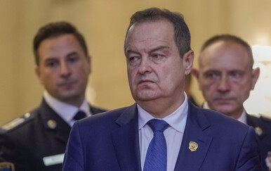 Srpski ministar unutarnjih poslova hitno hospitaliziran