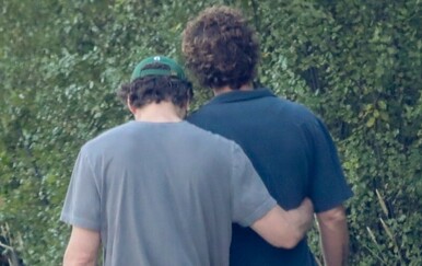 Novi bliski trenuci Pedra Pascala i Rafaela Olarra