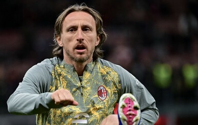 Milan ovim potezom zadržava Modrića? Dovode mu najdražeg suigrača i rade posao godine
