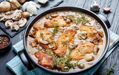 Piletina u umaku od šampinjona: Gotova za 25 minuta, a okus joj je - božanstven