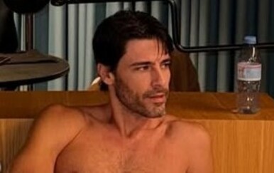 Pedro Soltz pozirao bez majice