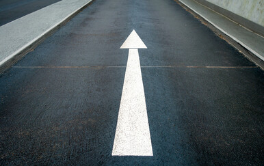 Kako se piše: ondje ili tamo