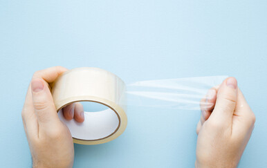 Napokon imamo precizan odgovor zašto selotejp proizvodi karakterističan prodoran zvuk kad ga odljepljujemo