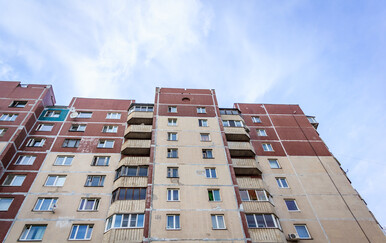 Beba od 18 mjeseci pala sa 33 metra visine, prolaznici ga spasili brzom reakcijom