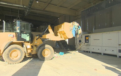 Otvoren centar za gospodarenje otpadom, stanovnici: "To je ekološka katastrofa"