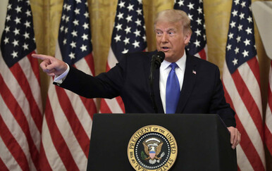 Trump razmatra "prijateljsko preuzimanje" Kube