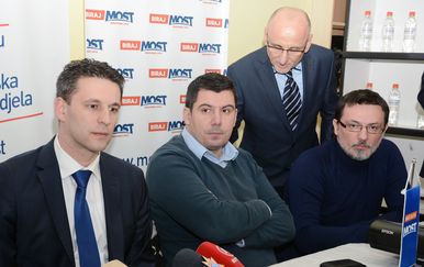 Božo Petrov i Nikola Grmoja (Foto. Nikola Cutuk/PIXSELL)