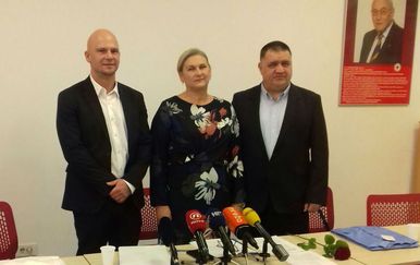 Robert Buljubačić, Svjetlana Brborović i Marijo Drlje (Foto: Ana Pejičić Dejanović)