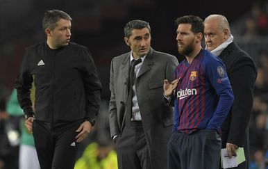 Ernesto Valverde i Lionel Messi (Foto: AFP)