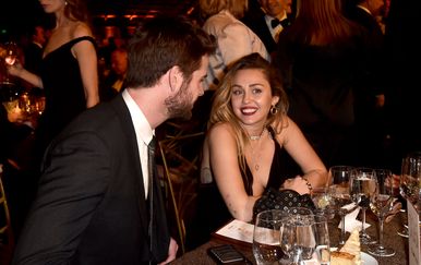 Liam Hemsworth i Miley Cyrus (Foto: Getty Images)