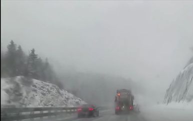 Sniježna mećava u prometu - 1
