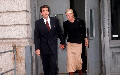 Carolyn Bessette-Kennedy i John F. Kennedy Jr., - 3