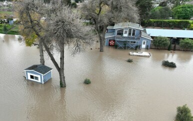 Poplava u Kaliforniji