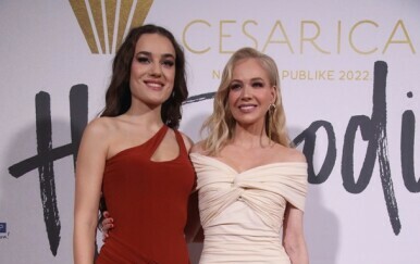 Lorena Bućan i Jelena Rozga