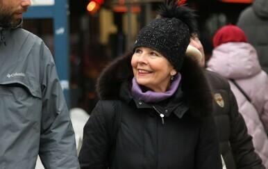 Jadranka Kosor sa sinom Lovrom Škopljancem i unukom - 3