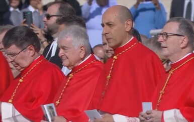 Victor Manuel Fernandez - 1