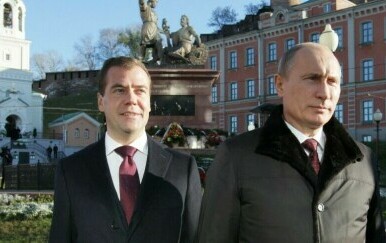 Dimitrij Medvedev i Vladimir Putin