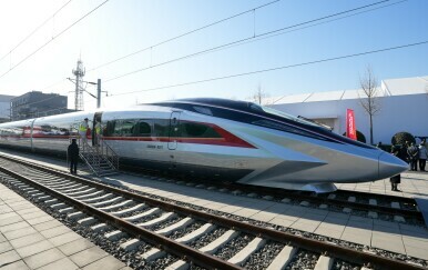 Novi najbrži vlak na svijetu: Pogledajte kako izgleda unutrašnjost "metka" koji će juriti brzinom od 450 kilometara na sat