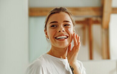 Hranjiva krema za lice je neizostavan dio beauty rutine mnogih žena